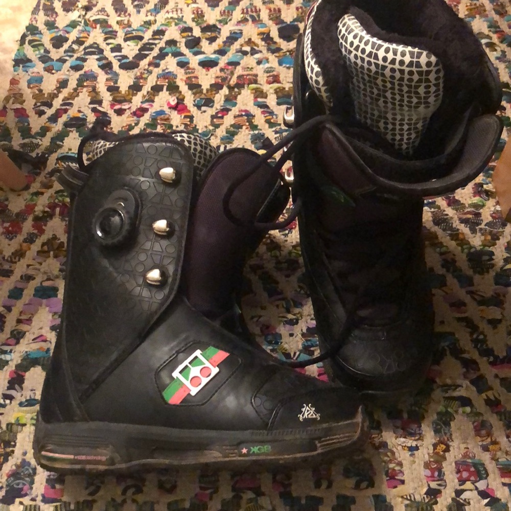 K2 women’s snowboard boots